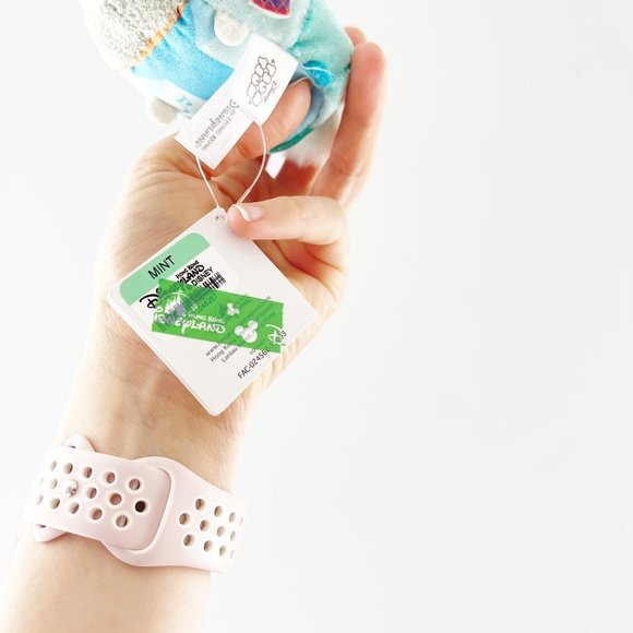 ✨ NWT Hong Kong Disney Geltaoni Tsum Tsum Plush | Disney - Picture 4 of 4